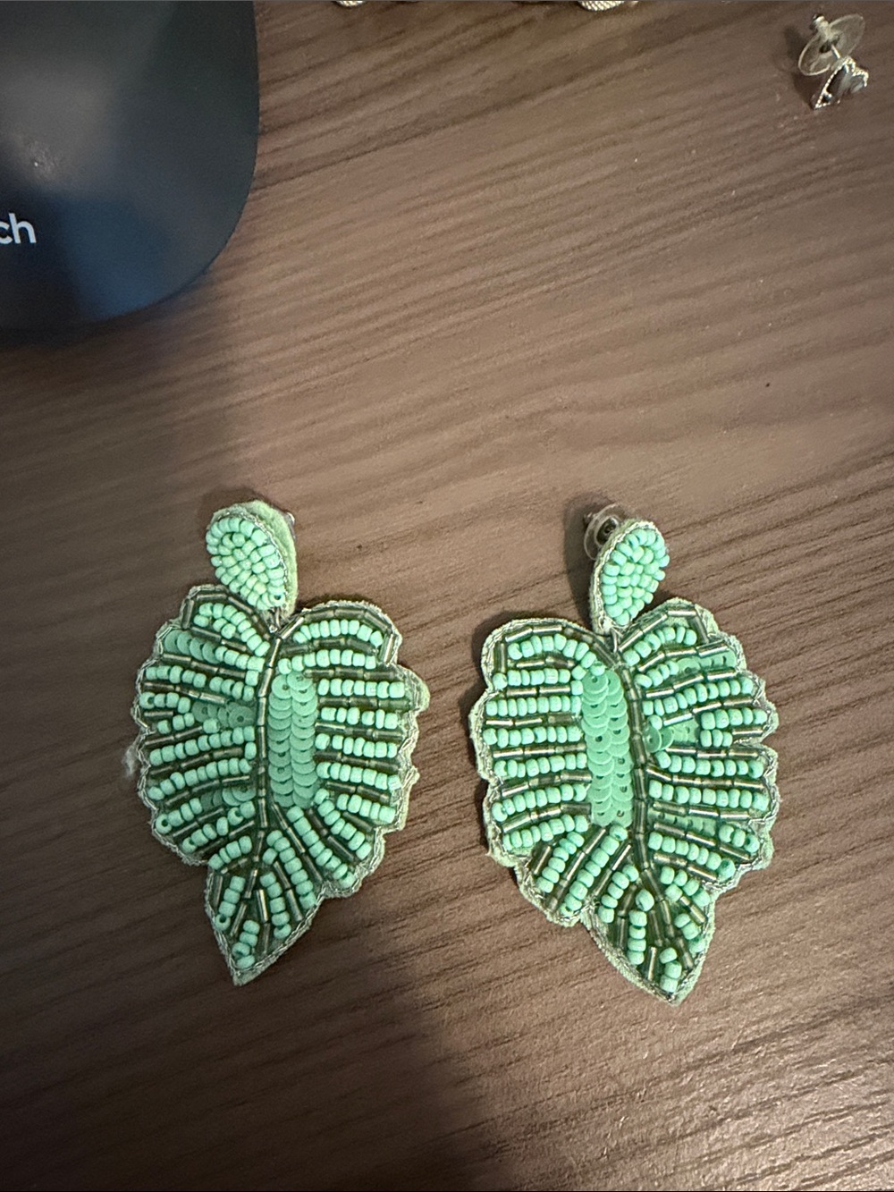 NWOT boutique Mint Green Beaded Leaf Drop Earrings